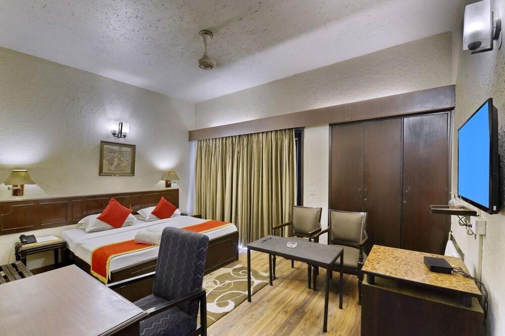 Collection O Hamilton Hotel Nuova Delhi Esterno foto